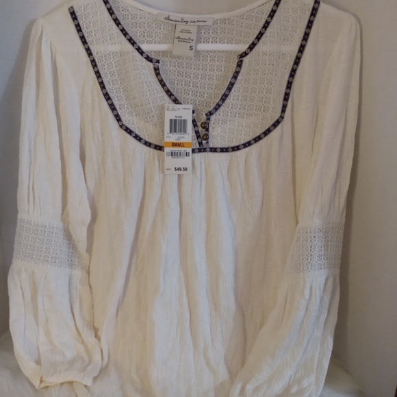 Ladies American Rag embroidered tunic Sz Small NWT - Picture 2 of 4